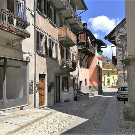 Il Vicolo By Turistica Apartment Domodossola Exterior photo